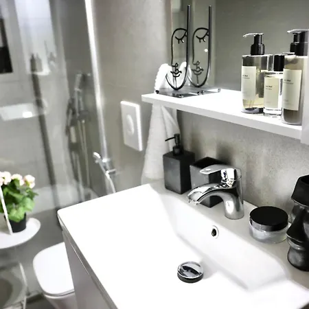 The Centre Spot شقة